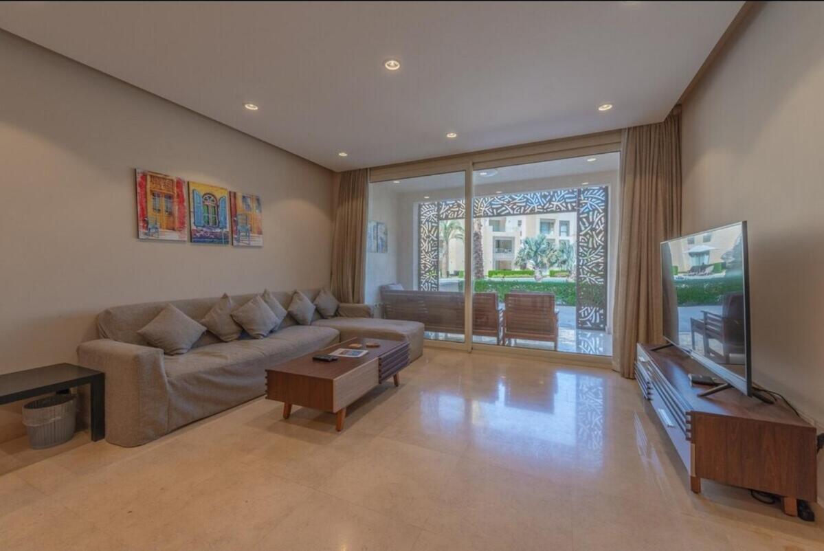 Mangroovy- 1br Gf Waterfront Glitzy Direct Pool Appartement